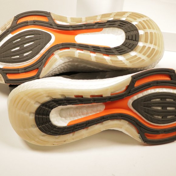 Y-3 Ultraboost Yohji Yamamato - Picture 3 of 12